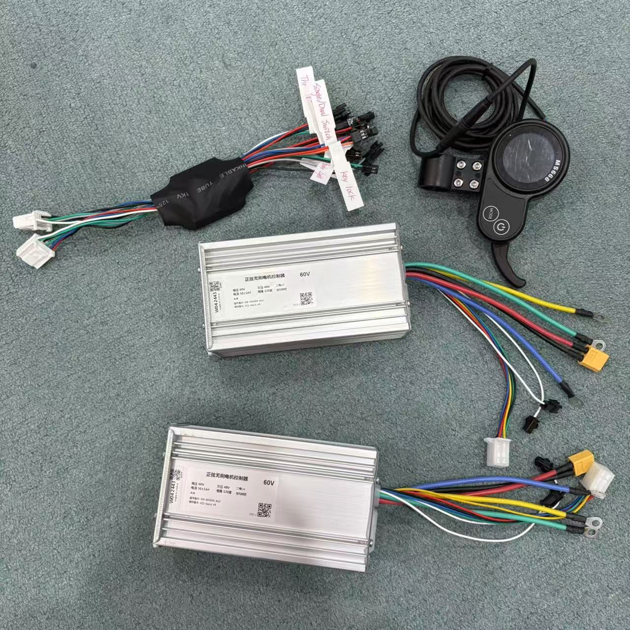 Hochwertiger 60V 5600W 6000W E – 60V 5600W Dual Motor Electric Scooter Bewertung und Preis